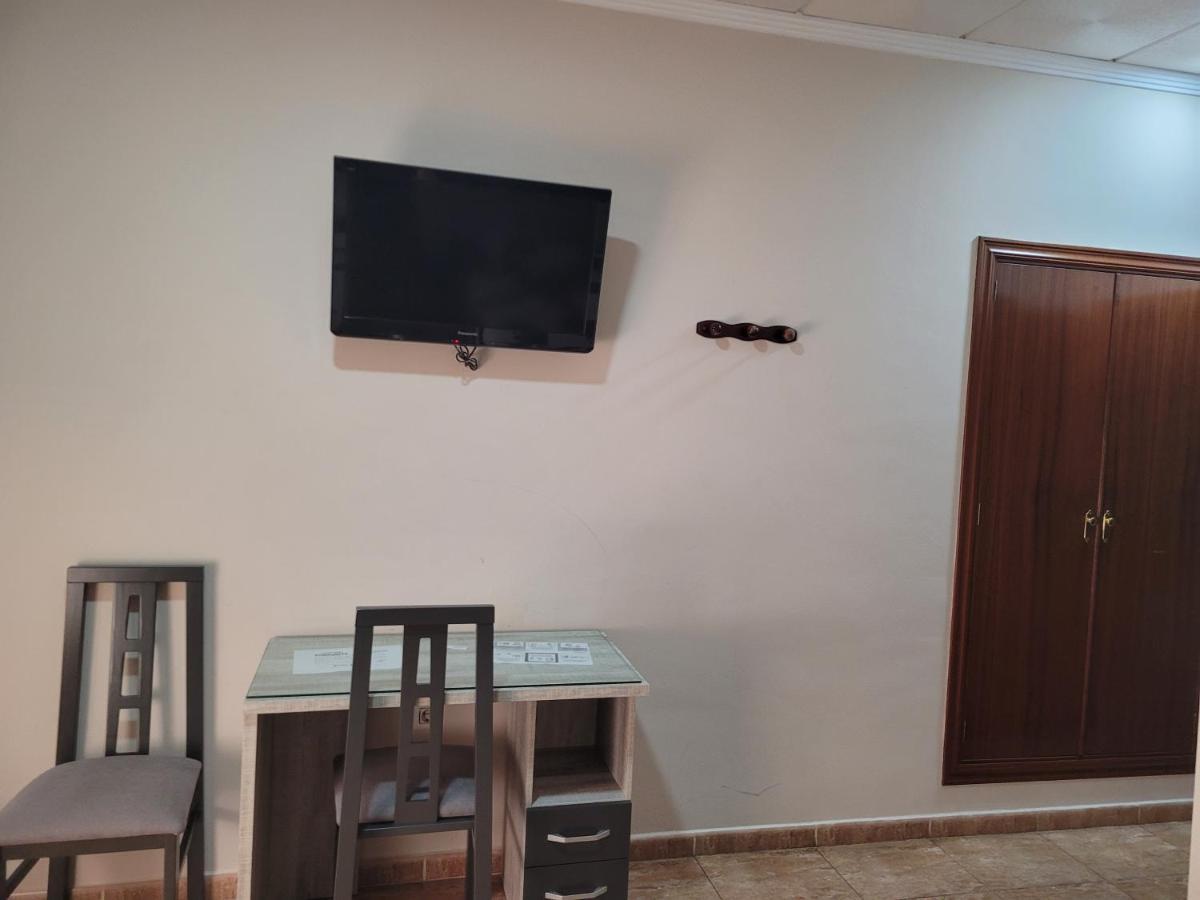 Hostal Restaurante El Paraiso Don Benito Εξωτερικό φωτογραφία