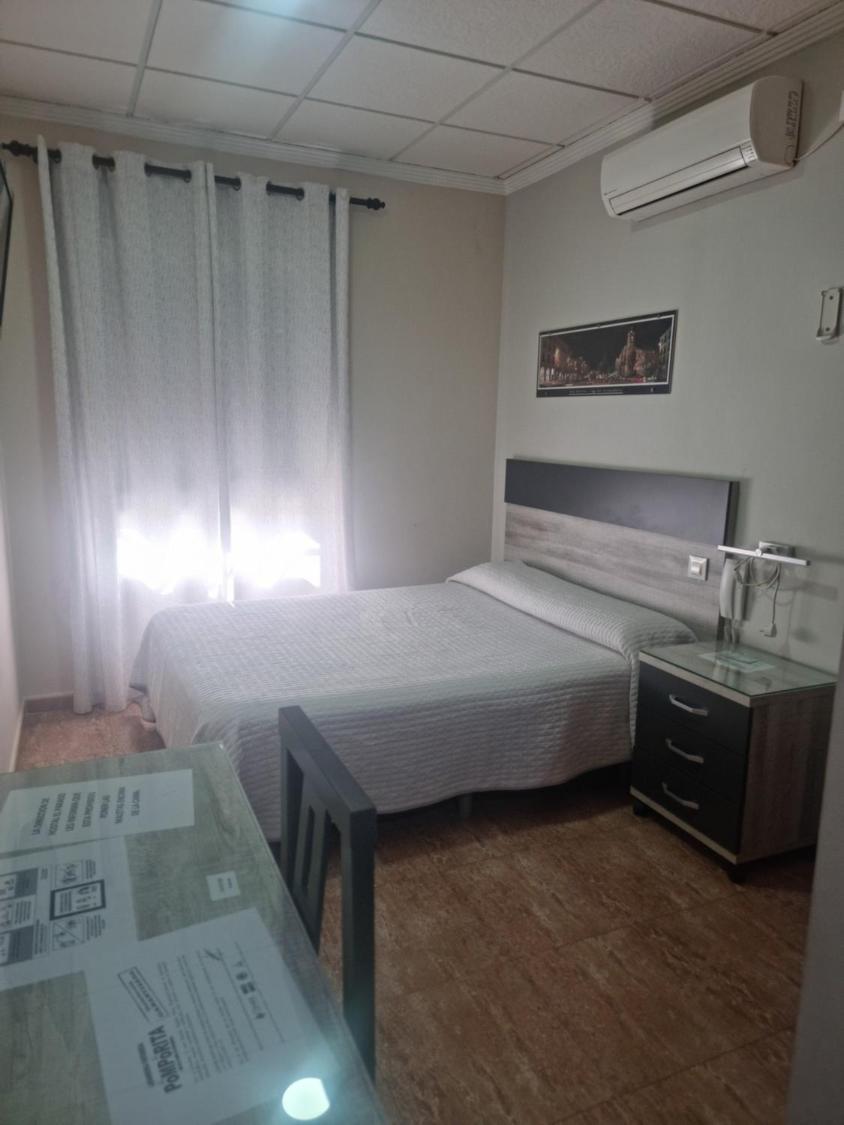 Hostal Restaurante El Paraiso Don Benito Εξωτερικό φωτογραφία