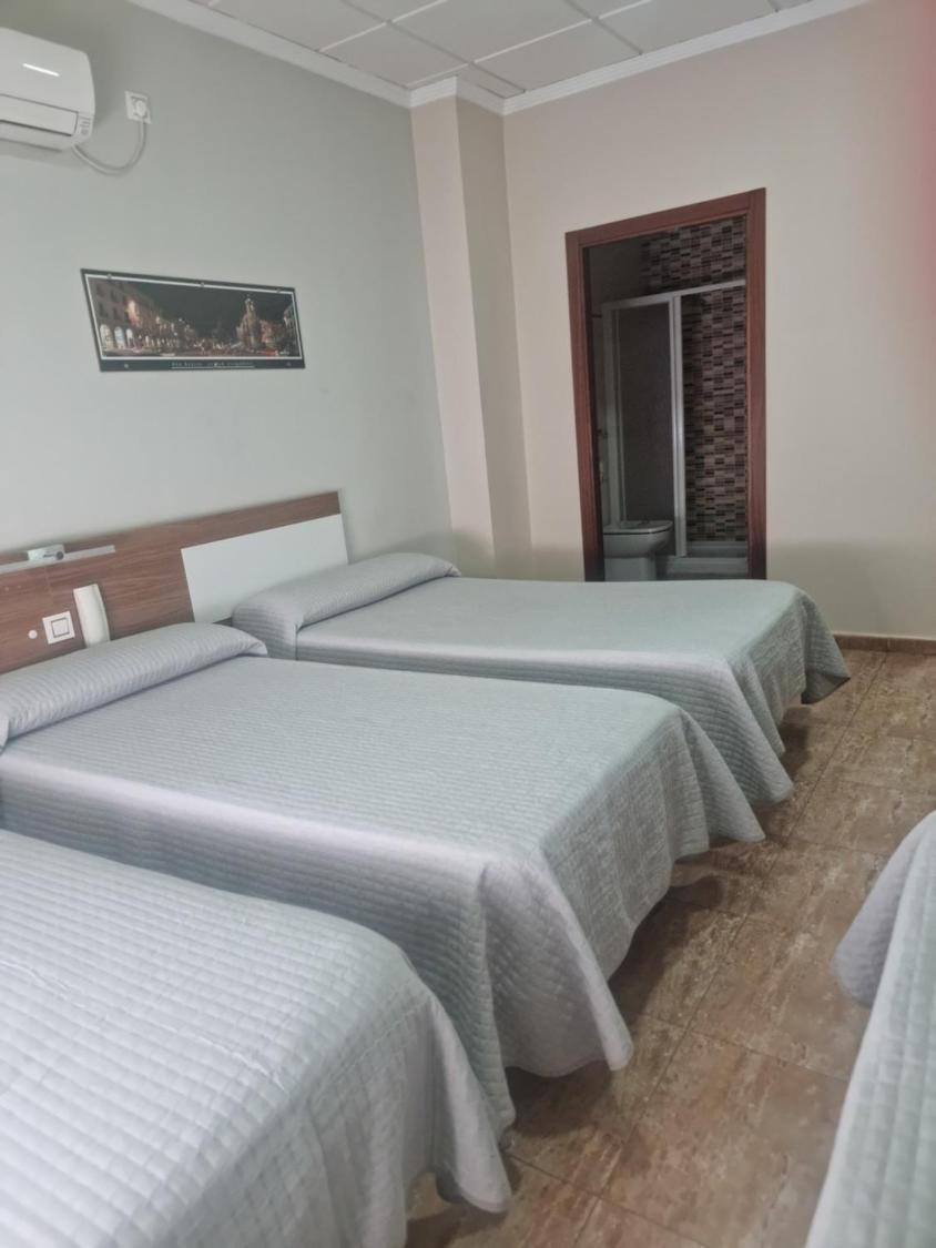 Hostal Restaurante El Paraiso Don Benito Εξωτερικό φωτογραφία