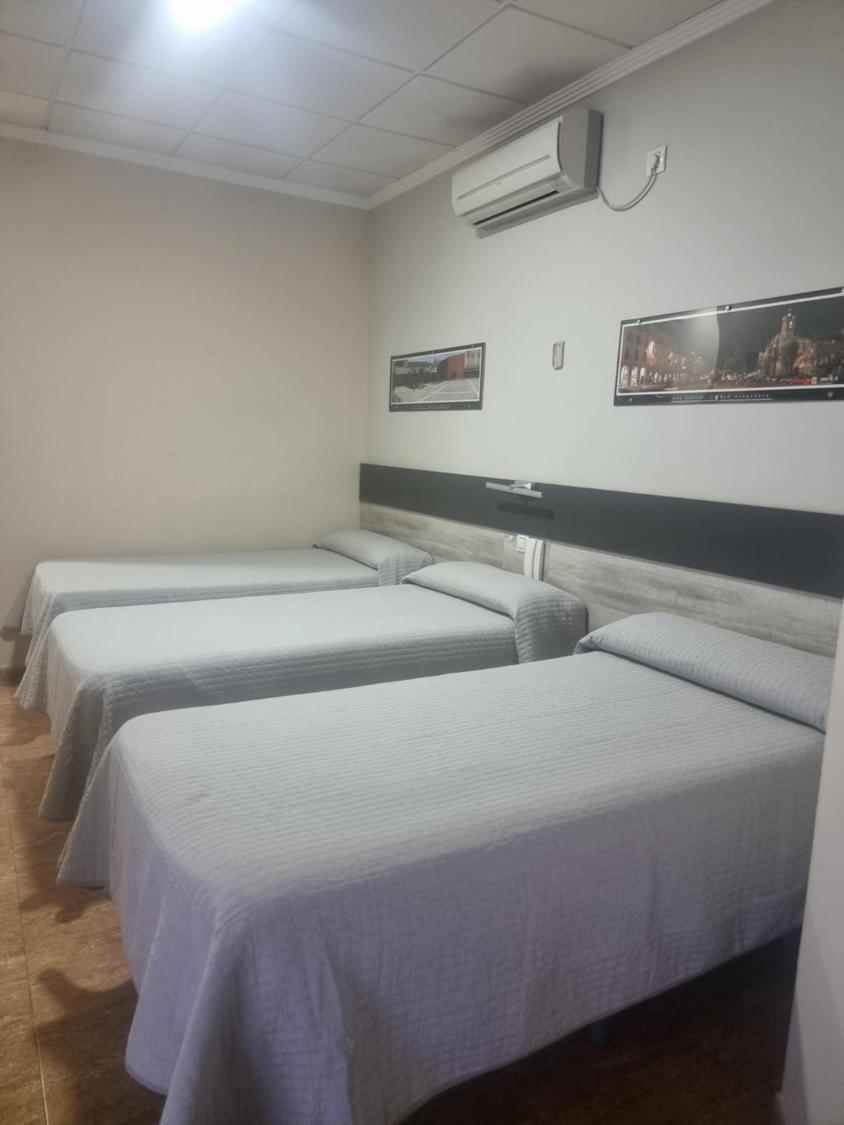 Hostal Restaurante El Paraiso Don Benito Εξωτερικό φωτογραφία