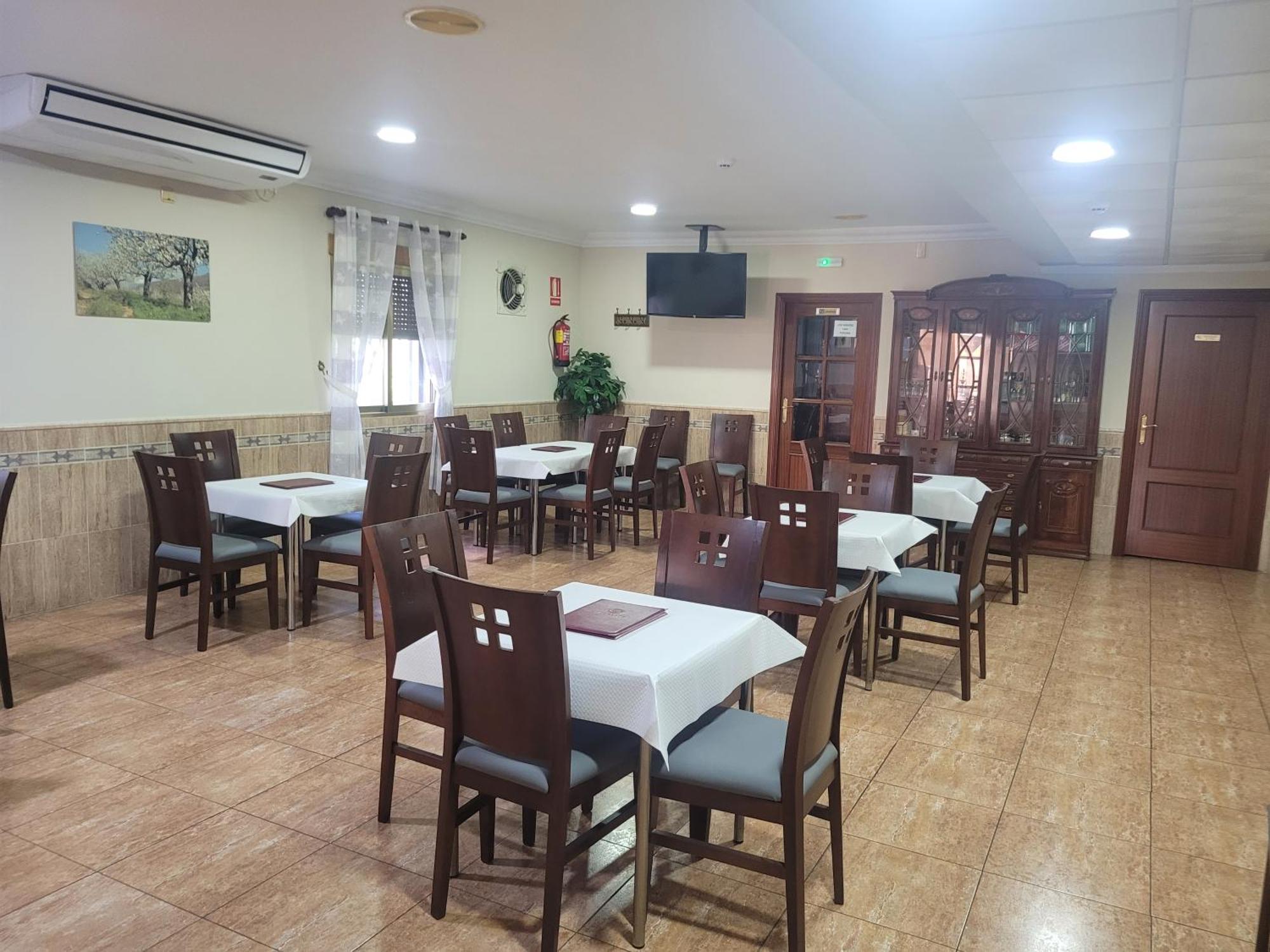 Hostal Restaurante El Paraiso Don Benito Εξωτερικό φωτογραφία