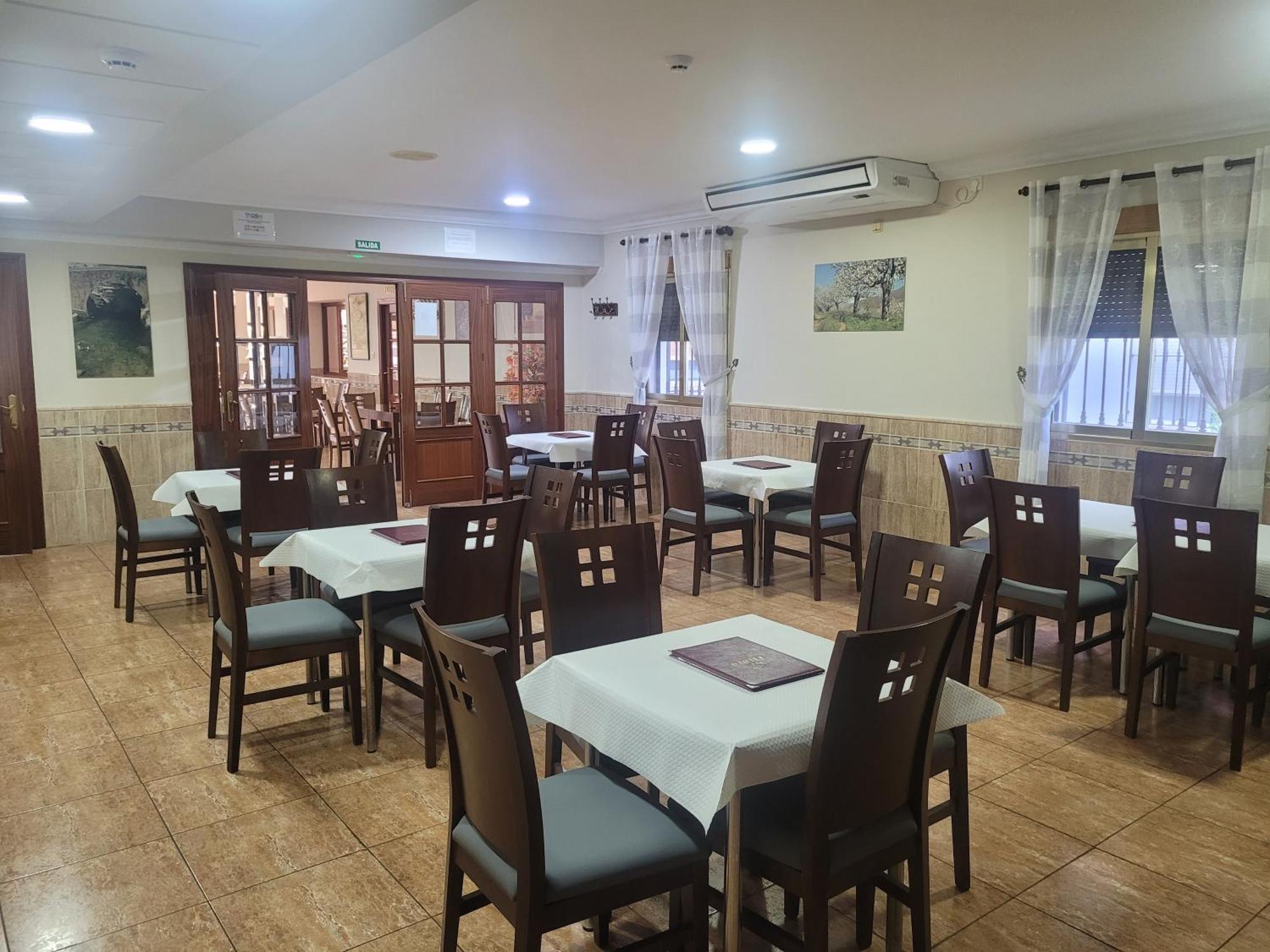 Hostal Restaurante El Paraiso Don Benito Εξωτερικό φωτογραφία