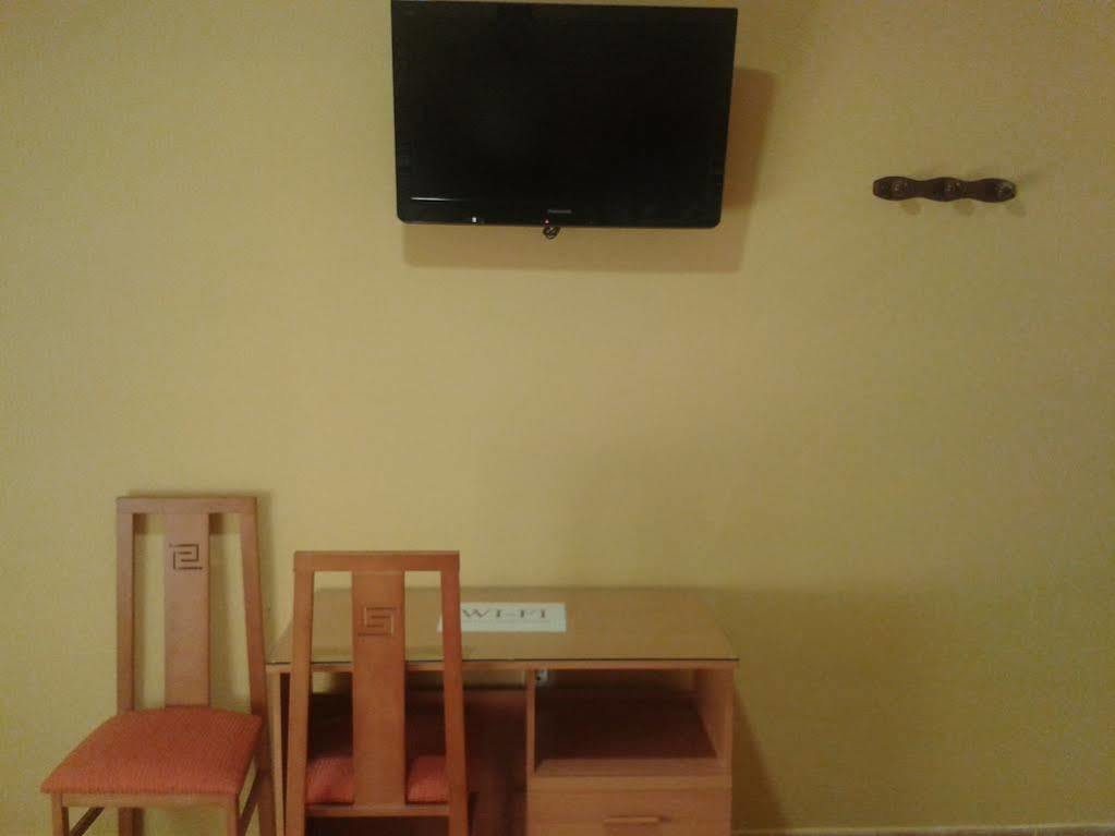 Hostal Restaurante El Paraiso Don Benito Εξωτερικό φωτογραφία
