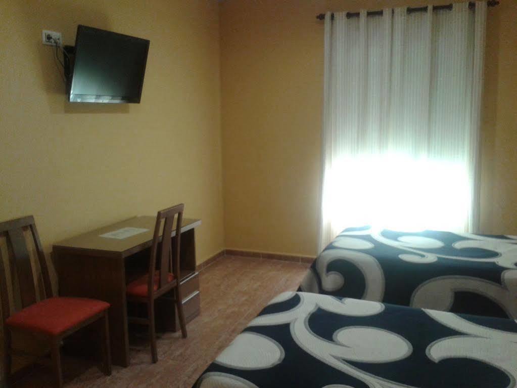 Hostal Restaurante El Paraiso Don Benito Εξωτερικό φωτογραφία